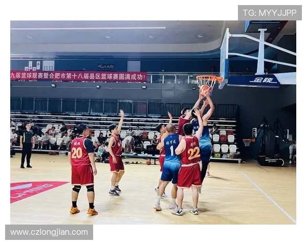 重庆篮球队的节奏揭秘:激情与策略交织的篮球盛宴